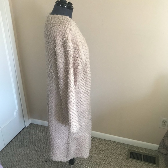 Fly Behavior Sweater - Picture 2 of 6